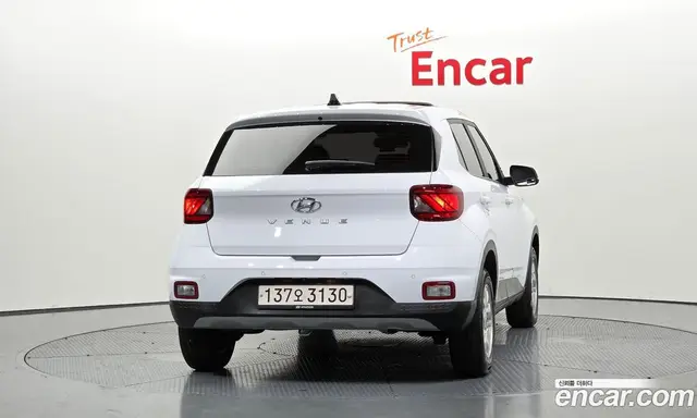 Hyundai Venue 2021 1.6 автомат (гидро), миниатюра 4