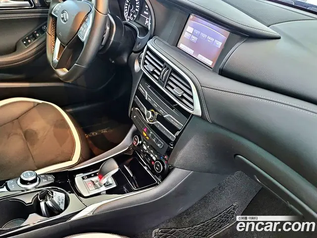 Infiniti Q30 2017 2.0 автомат (гидро), миниатюра 9 Infiniti Q30 2017 2.0 автомат (гидро), миниатюра 9