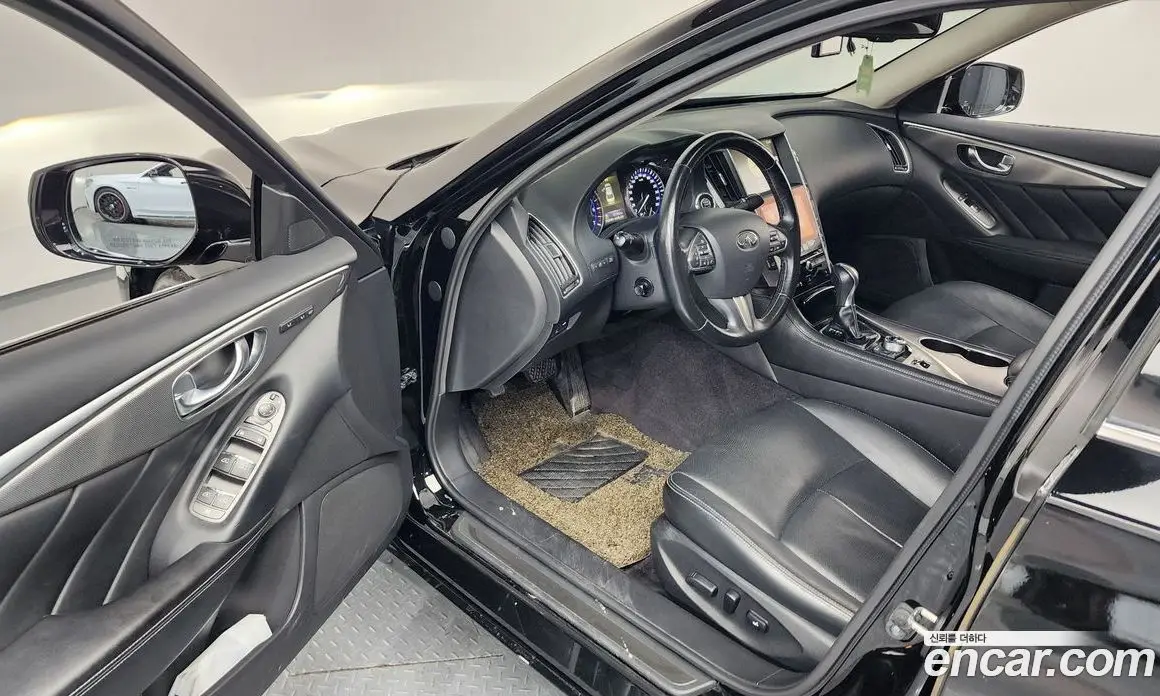 Infiniti Q50 2015 2.1 автомат (гидро), фото 10