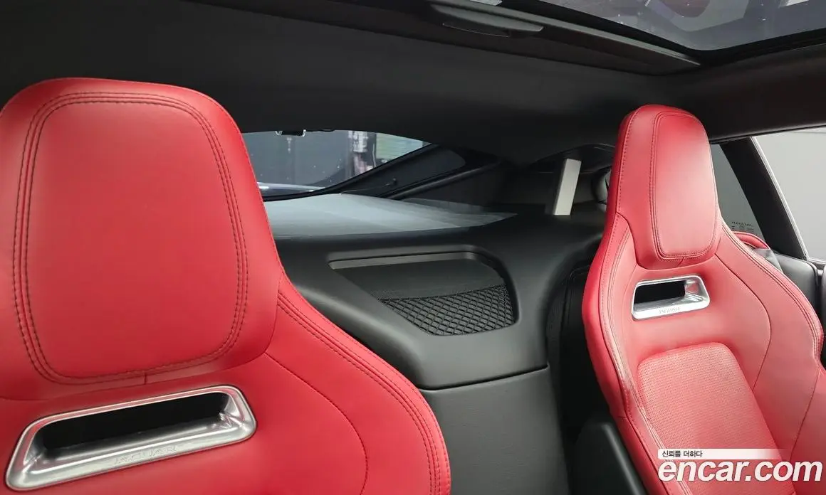 Jaguar F-Type 2018 2.0 автомат (гидро), фото 12 Jaguar F-Type 2018 2.0 автомат (гидро), фото 12