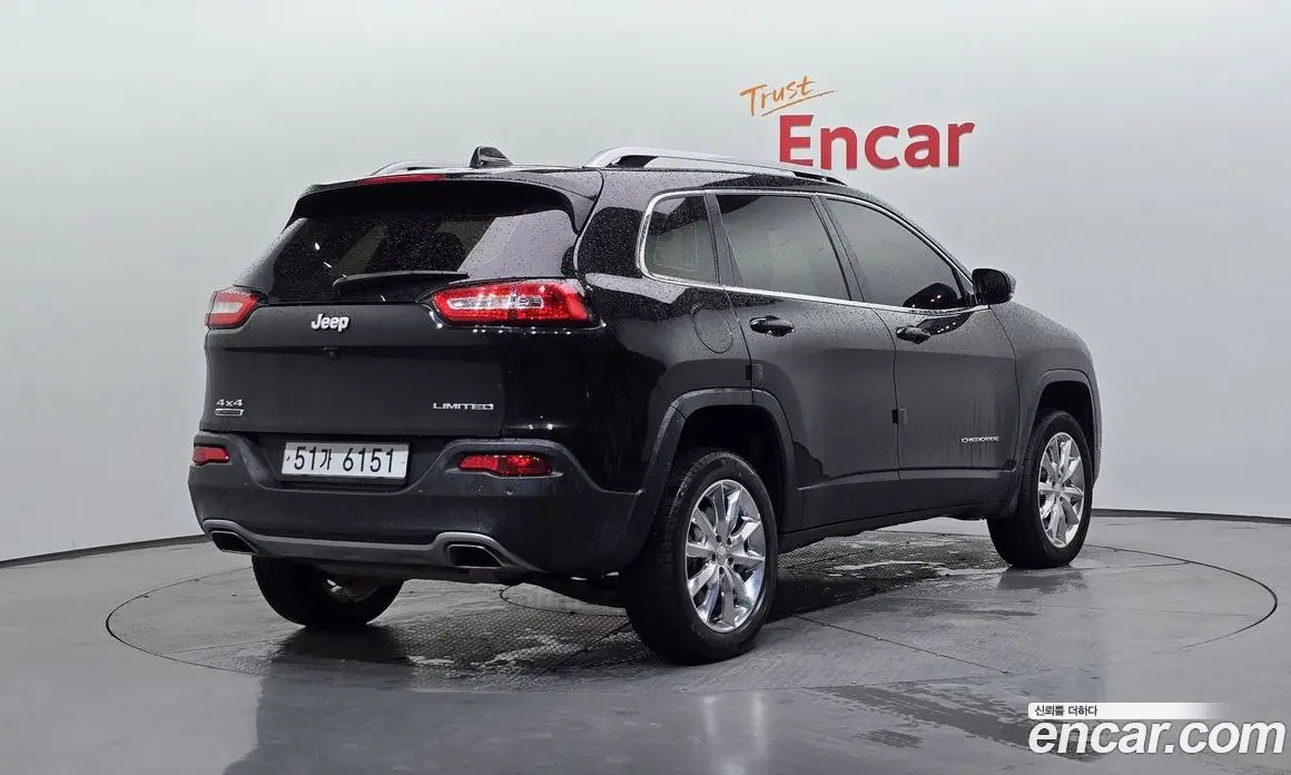 Jeep Cherokee 2016 2.2 автомат (гидро), фото 2 Jeep Cherokee 2016 2.2 автомат (гидро), фото 2