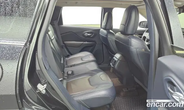 Jeep Cherokee 2016 2.2 автомат (гидро), миниатюра 11 Jeep Cherokee 2016 2.2 автомат (гидро), миниатюра 11