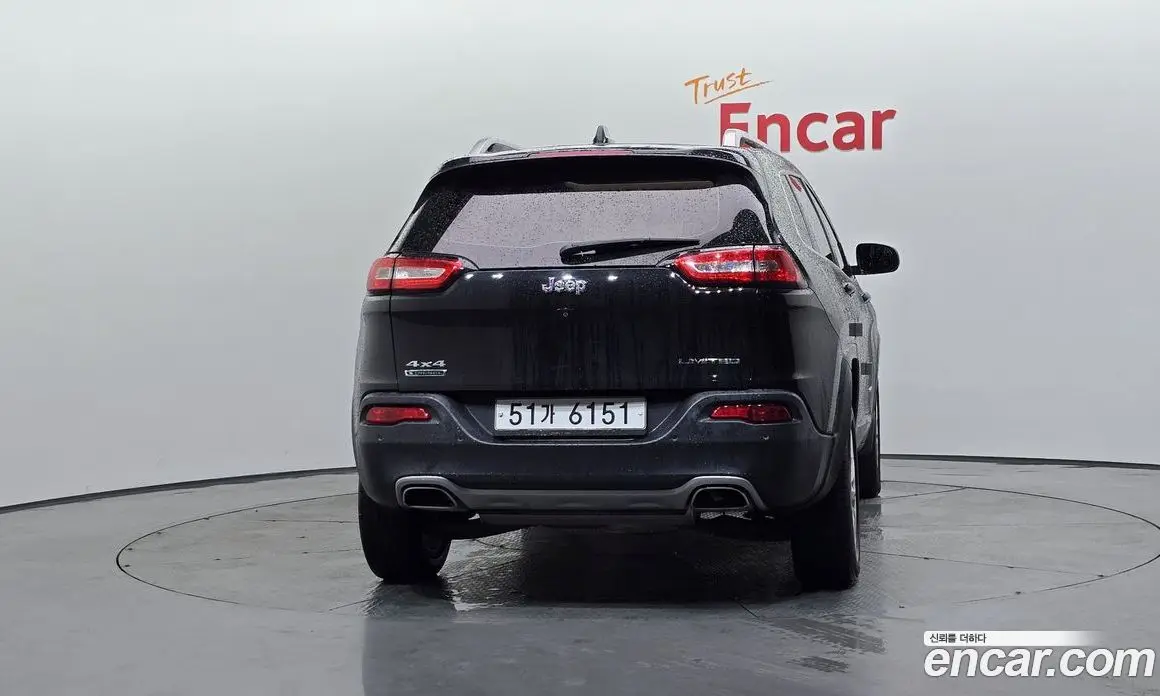Jeep Cherokee 2016 2.2 автомат (гидро), фото 4 Jeep Cherokee 2016 2.2 автомат (гидро), фото 4