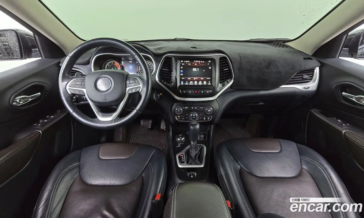 Jeep Cherokee 2016 2.2 автомат (гидро), фото 7 Jeep Cherokee 2016 2.2 автомат (гидро), фото 7