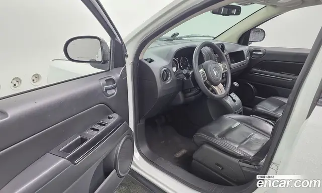 Jeep Compass 2012 2.4 автомат (гидро), миниатюра 10 Jeep Compass 2012 2.4 автомат (гидро), миниатюра 10