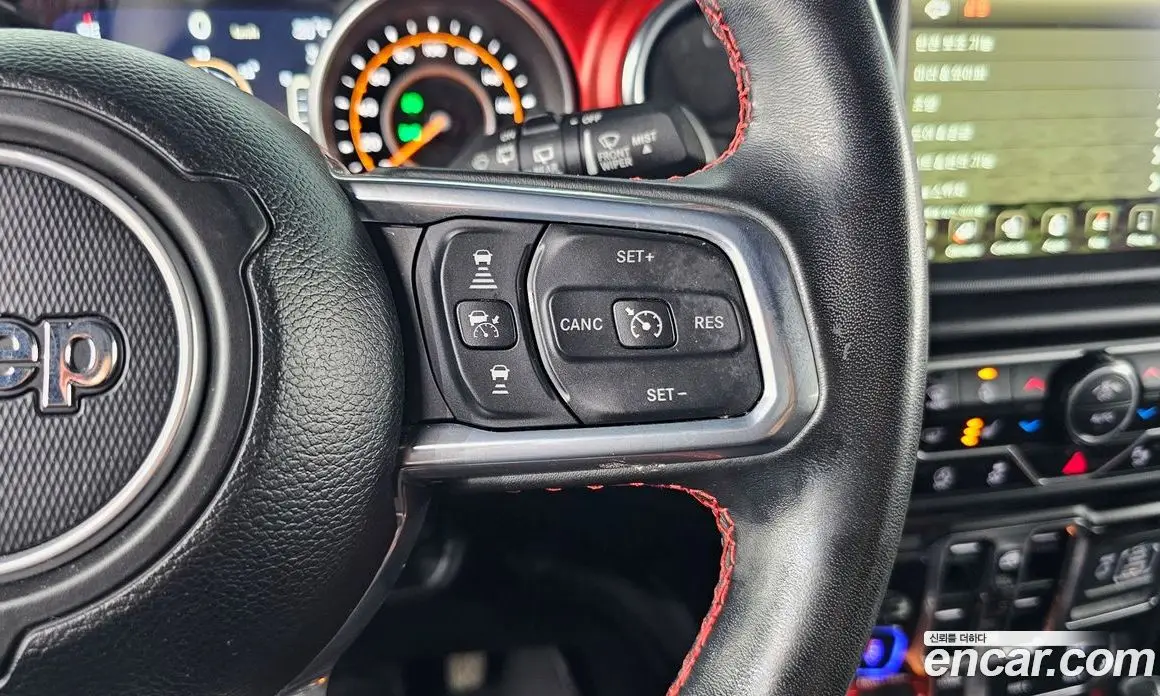 Jeep Wrangler 2023 2.0 автомат (гидро), фото 16