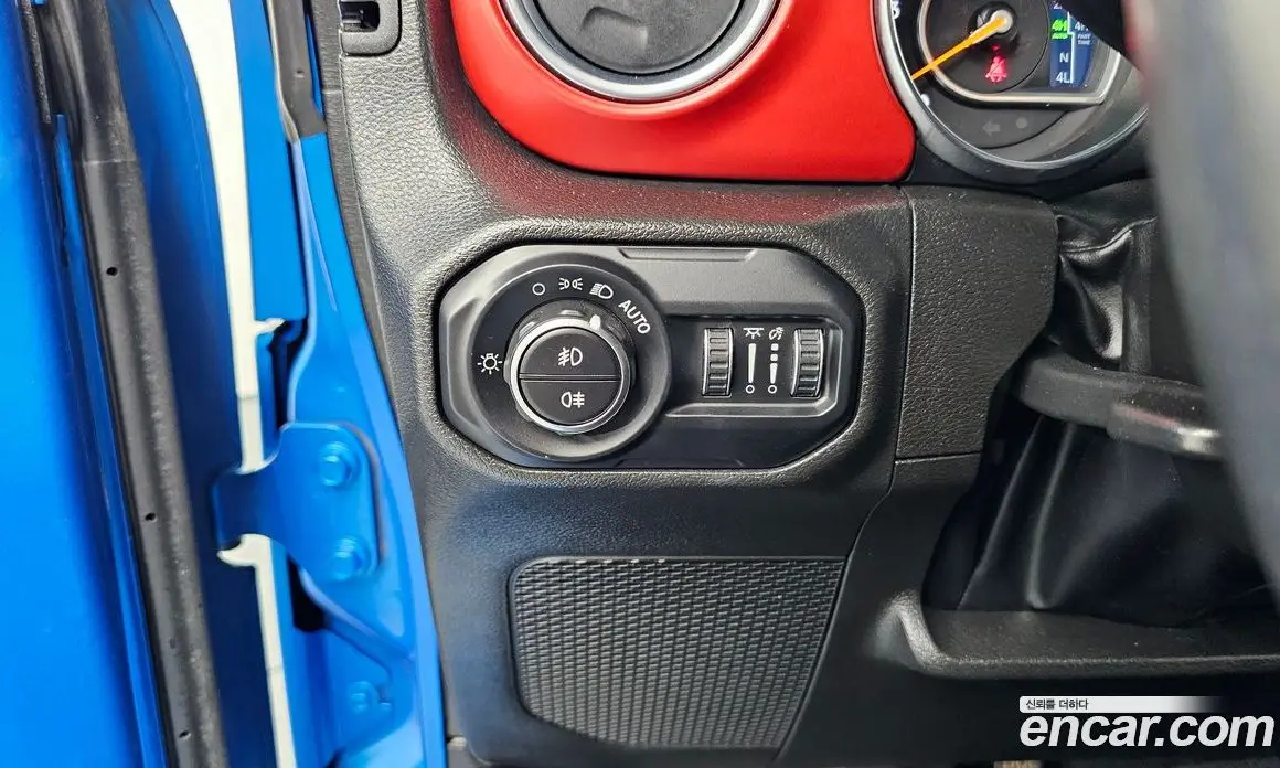 Jeep Wrangler 2023 2.0 автомат (гидро), фото 20