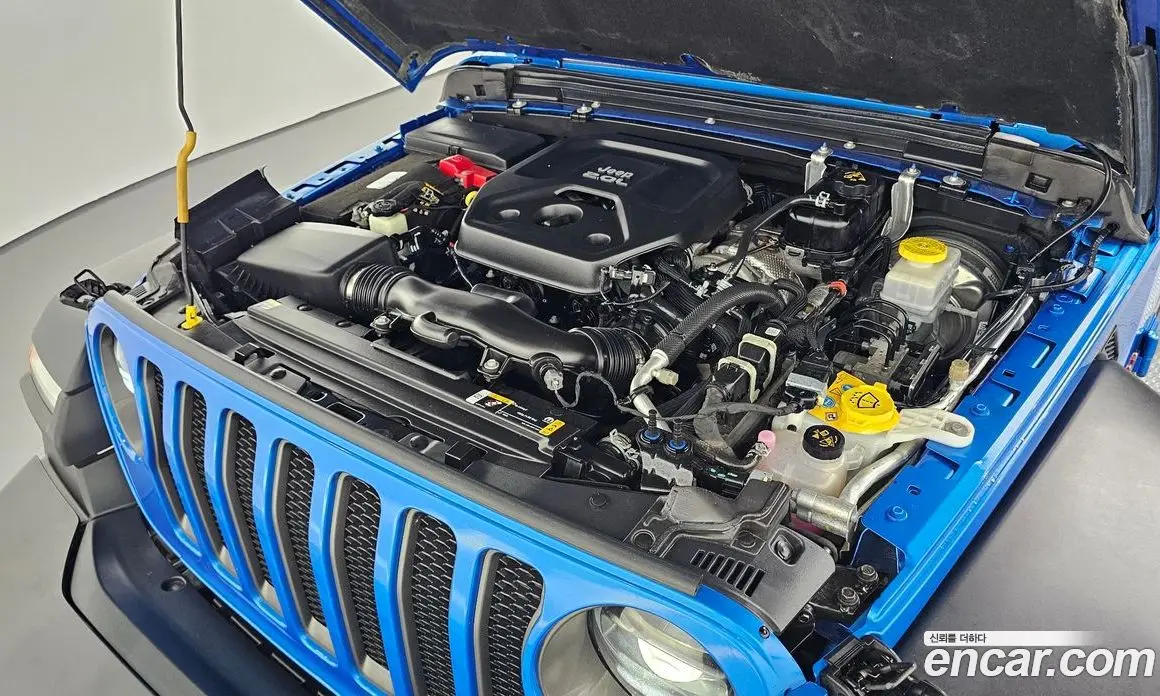 Jeep Wrangler 2023 2.0 автомат (гидро), фото 6