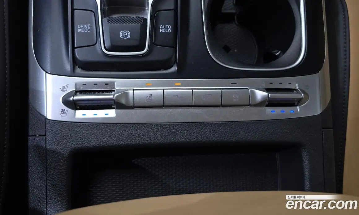 Kia Carnival 2021 2.2 автомат (гидро), фото 18 Kia Carnival 2021 2.2 автомат (гидро), фото 18