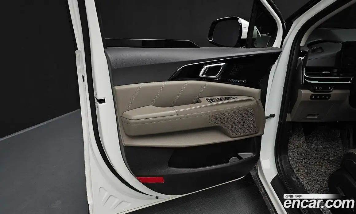 Kia Carnival 2024 1.6 автомат (гидро), фото 13 Kia Carnival 2024 1.6 автомат (гидро), фото 13