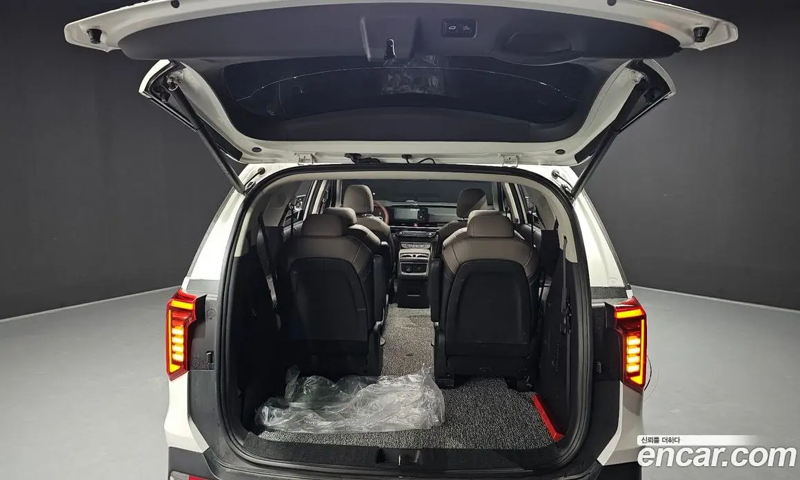Kia Carnival 2024 1.6 автомат (гидро), фото 25 Kia Carnival 2024 1.6 автомат (гидро), фото 25