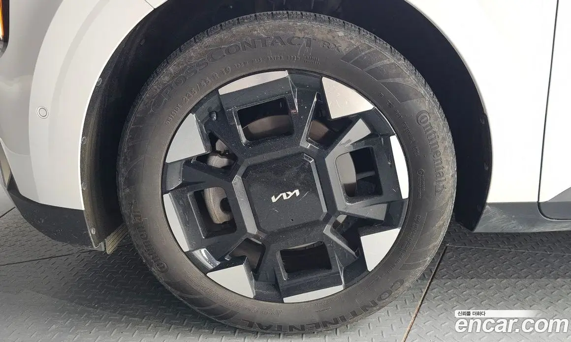 Kia Carnival 2024 1.6 автомат (гидро), фото 4 Kia Carnival 2024 1.6 автомат (гидро), фото 4
