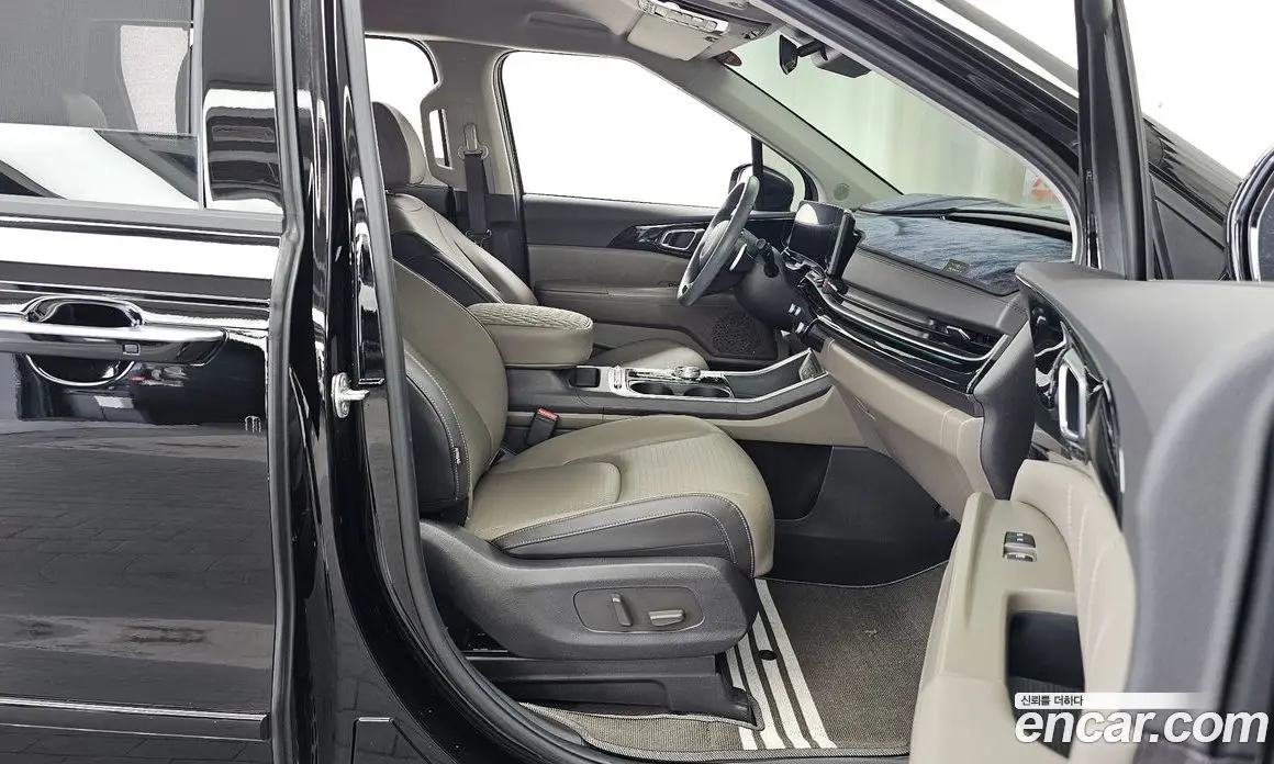 Kia Carnival 2024 3.5 автомат (гидро), фото 17 Kia Carnival 2024 3.5 автомат (гидро), фото 17