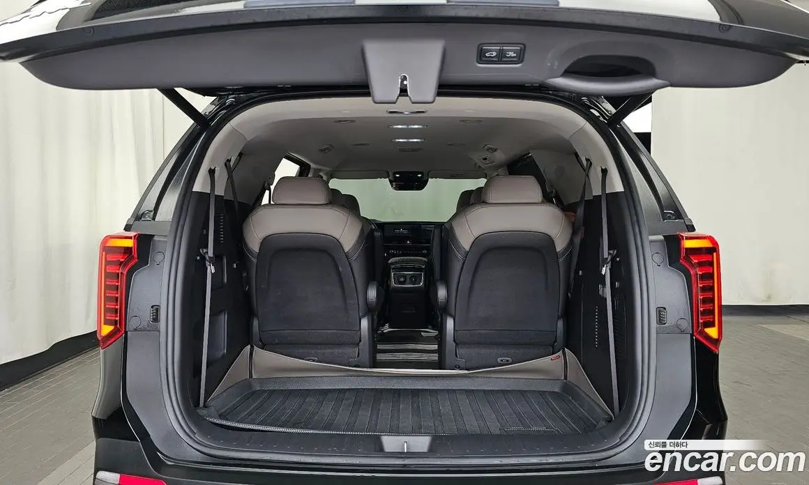 Kia Carnival 2024 3.5 автомат (гидро), фото 26 Kia Carnival 2024 3.5 автомат (гидро), фото 26