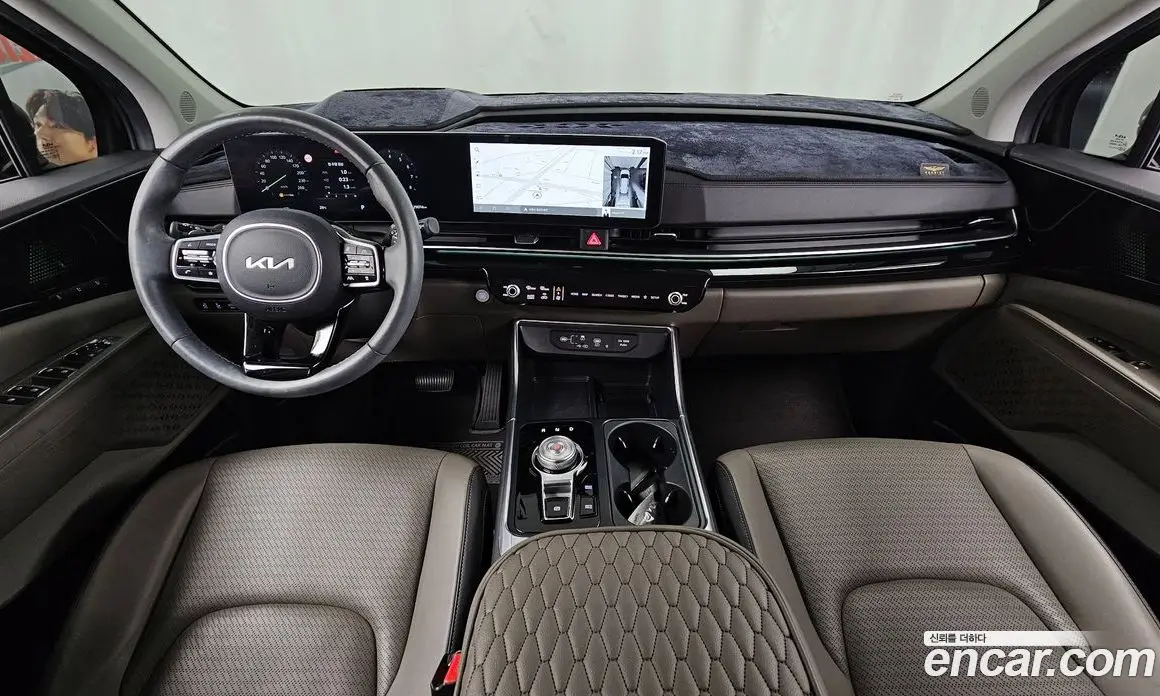 Kia Carnival 2024 3.5 автомат (гидро), фото 10 Kia Carnival 2024 3.5 автомат (гидро), фото 10