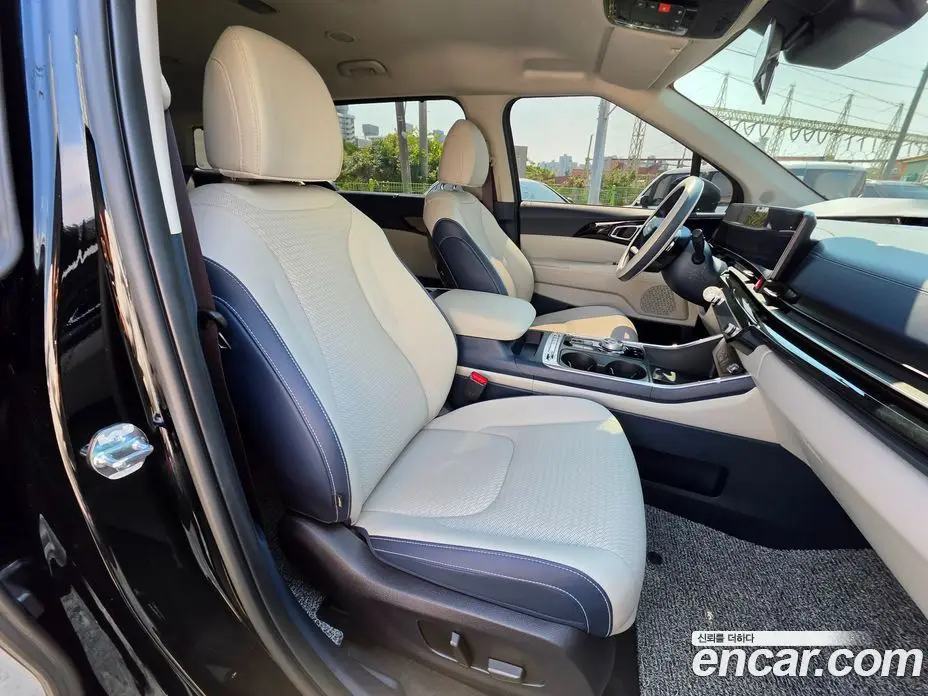 Kia Carnival 2025 1.6 автомат (гидро), фото 11 Kia Carnival 2025 1.6 автомат (гидро), фото 11