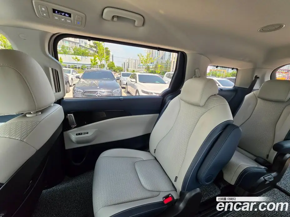 Kia Carnival 2025 1.6 автомат (гидро), фото 13 Kia Carnival 2025 1.6 автомат (гидро), фото 13