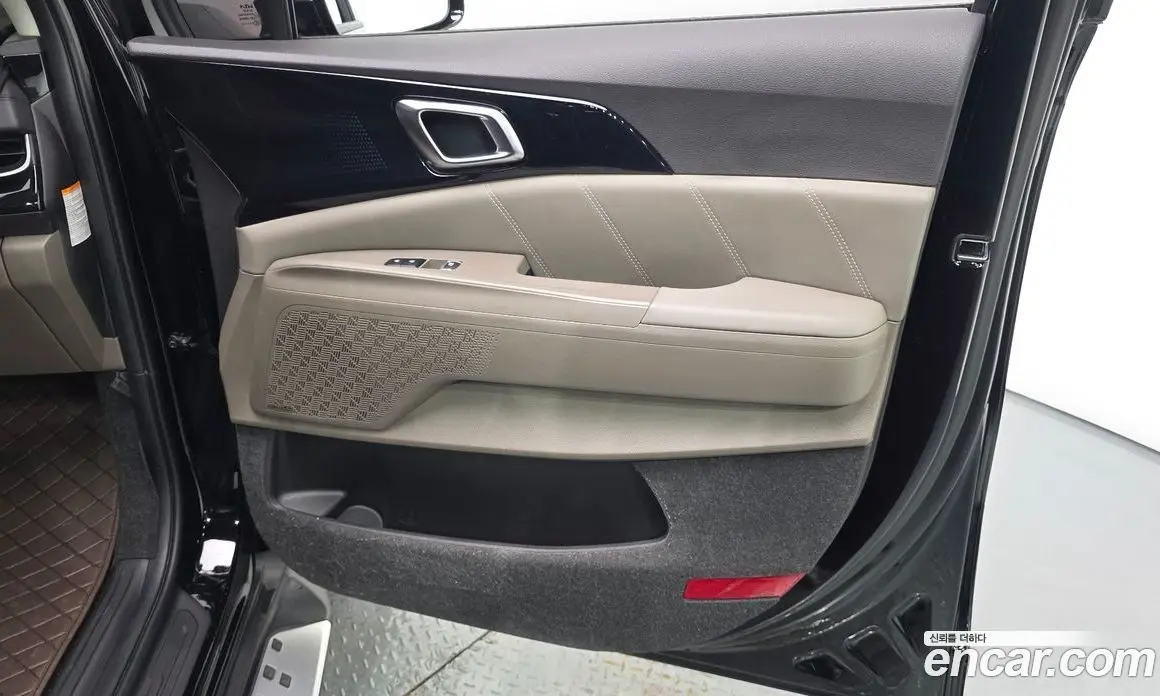 Kia Carnival 2025 1.6 автомат (гидро), фото 15 Kia Carnival 2025 1.6 автомат (гидро), фото 15