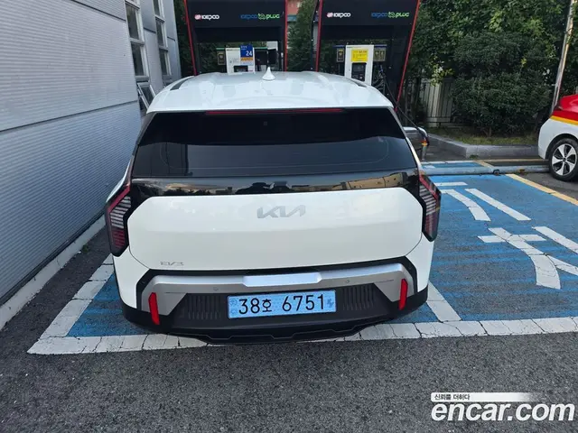 Kia EV3 2025 автомат (гидро), миниатюра 2 Kia EV3 2025 автомат (гидро), миниатюра 2