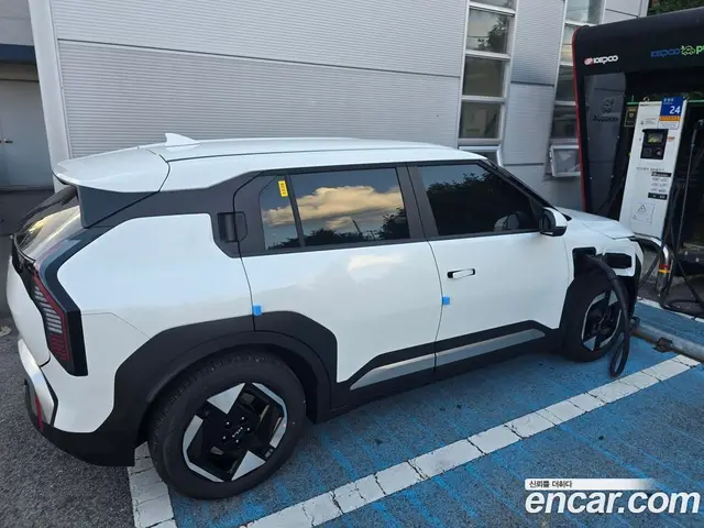 Kia EV3 2025 автомат (гидро), миниатюра 4 Kia EV3 2025 автомат (гидро), миниатюра 4