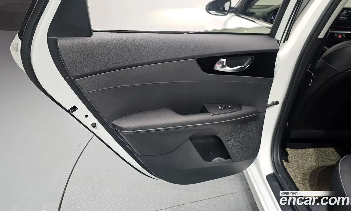 Kia K3 2021 1.6 автомат (гидро), фото 15 Kia K3 2021 1.6 автомат (гидро), фото 15