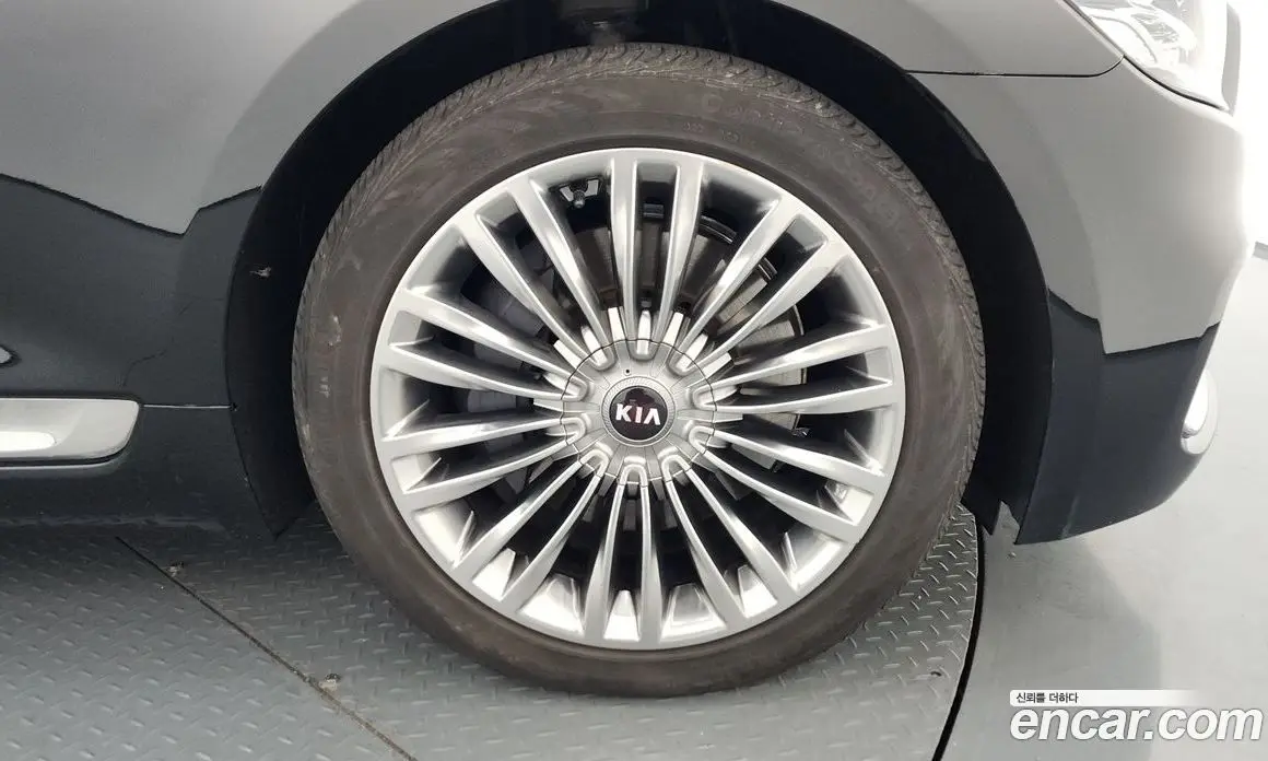 Kia K9 2020 3.8 автомат (гидро), фото 5 Kia K9 2020 3.8 автомат (гидро), фото 5