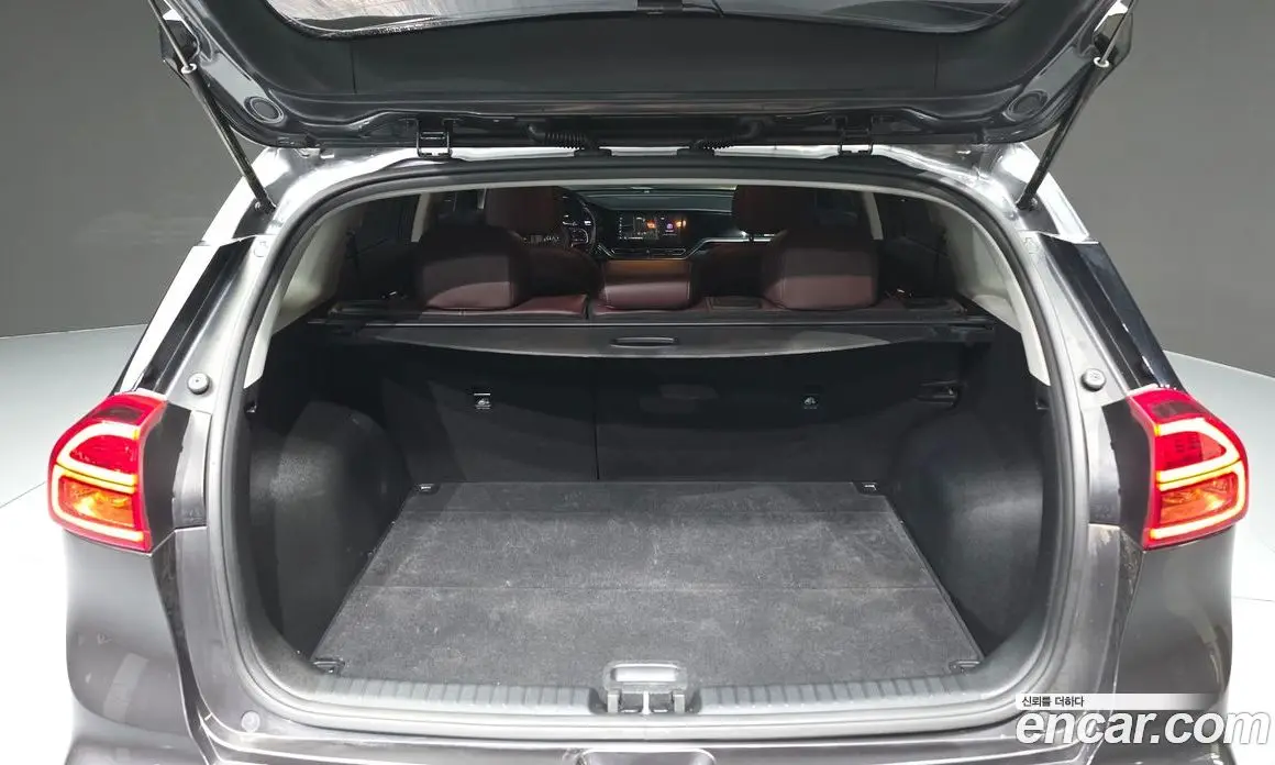 Kia Niro 2021 1.6 автомат (гидро), фото 26 Kia Niro 2021 1.6 автомат (гидро), фото 26