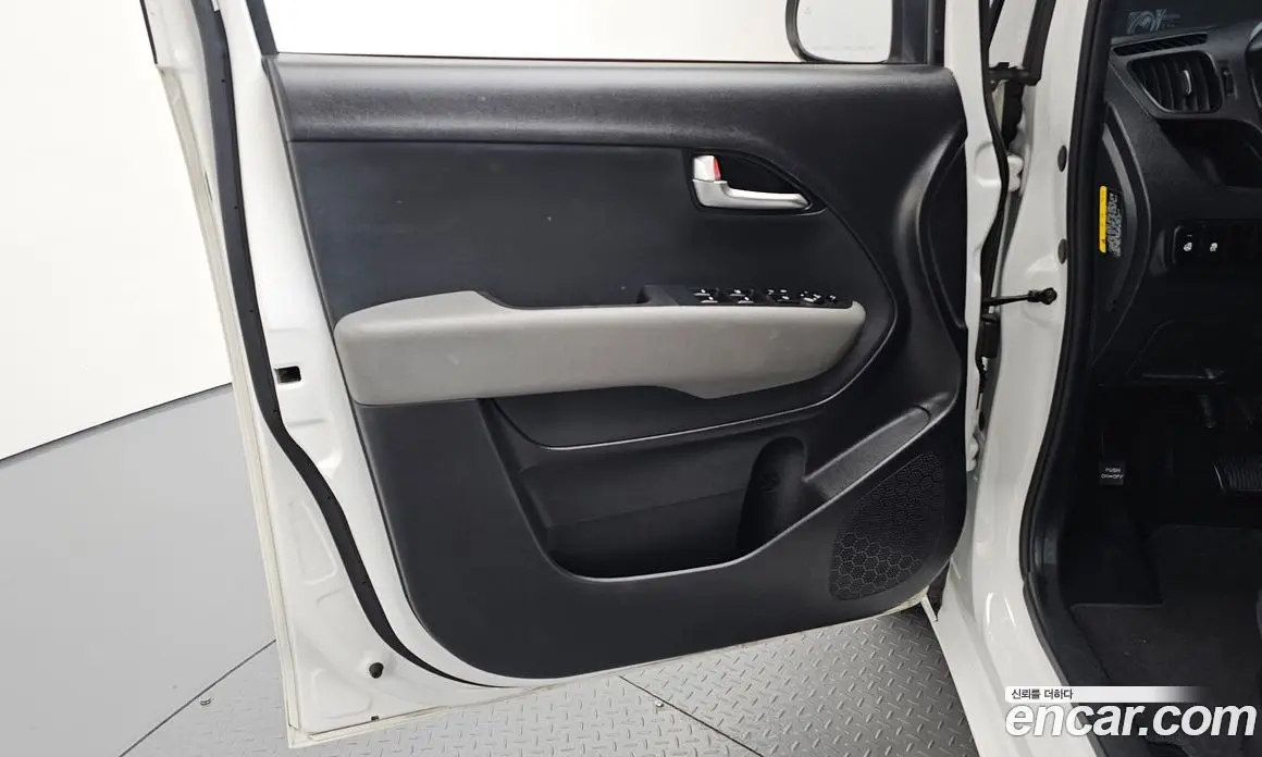 Kia Ray 2023 1.0 автомат (гидро), фото 14 Kia Ray 2023 1.0 автомат (гидро), фото 14