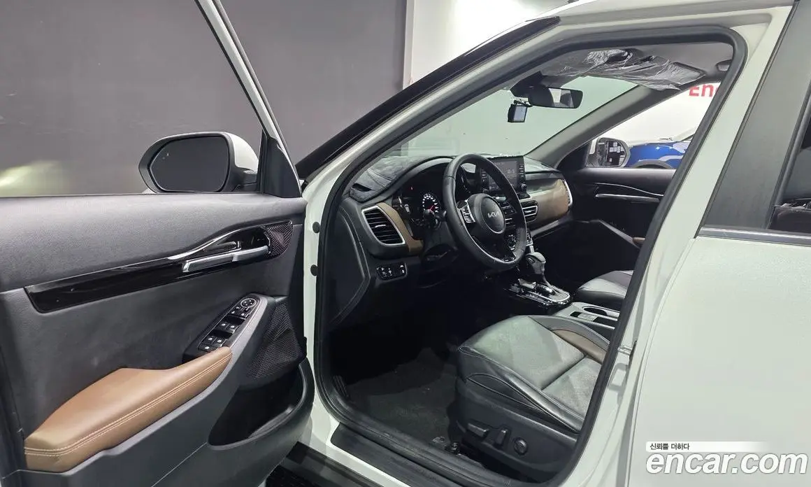 Kia Seltos 2022 1.6 автомат (гидро), фото 13 Kia Seltos 2022 1.6 автомат (гидро), фото 13