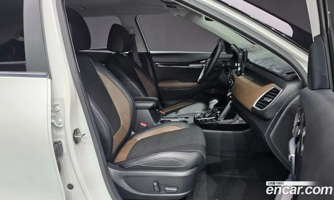 Kia Seltos 2022 1.6 автомат (гидро), фото 16 Kia Seltos 2022 1.6 автомат (гидро), фото 16