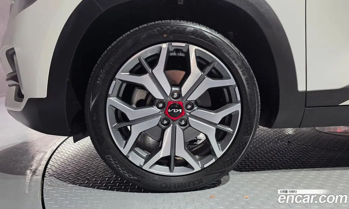 Kia Seltos 2022 1.6 автомат (гидро), фото 5 Kia Seltos 2022 1.6 автомат (гидро), фото 5