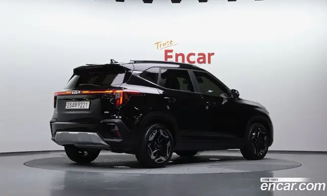 Kia Seltos 2023 1.6 автомат (гидро), миниатюра 2 Kia Seltos 2023 1.6 автомат (гидро), миниатюра 2