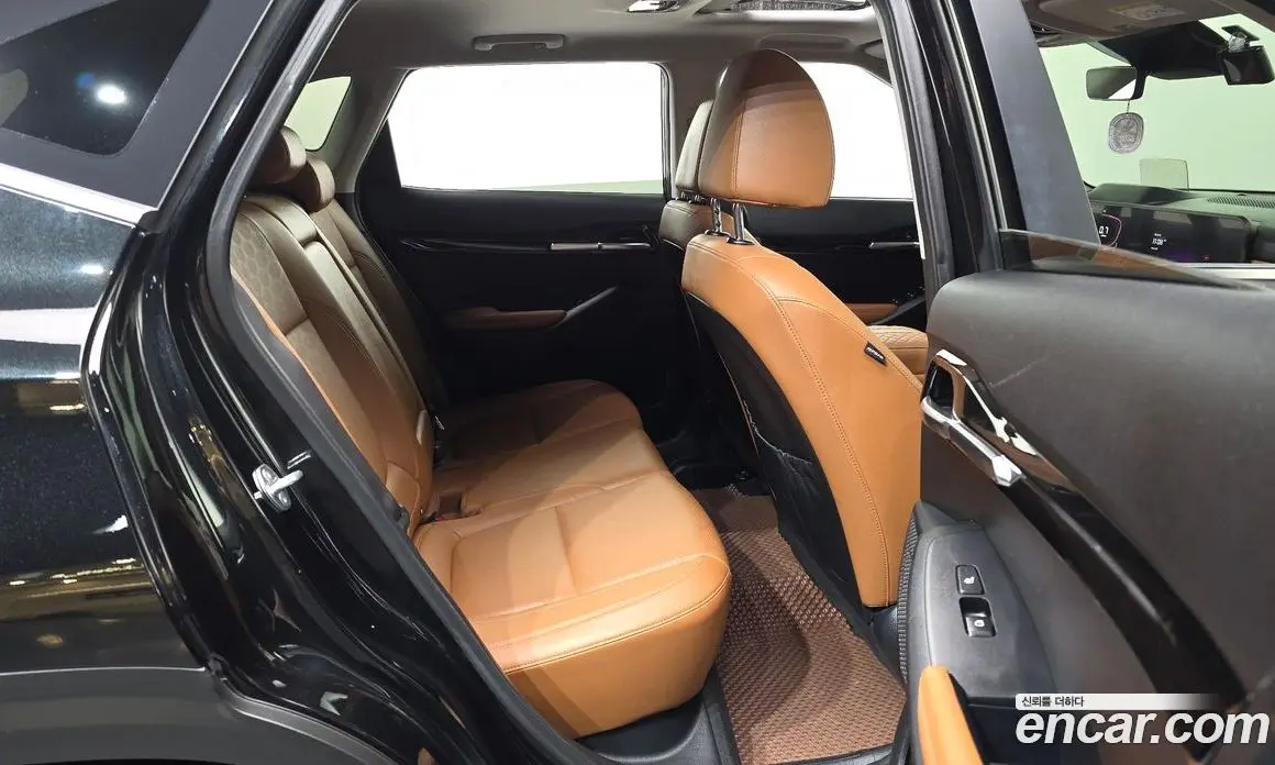 Kia Seltos 2023 1.6 автомат (гидро), фото 18 Kia Seltos 2023 1.6 автомат (гидро), фото 18