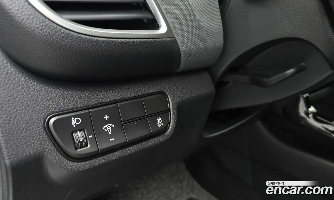 Kia Seltos 2024 1.6 автомат (гидро), фото 18 Kia Seltos 2024 1.6 автомат (гидро), фото 18