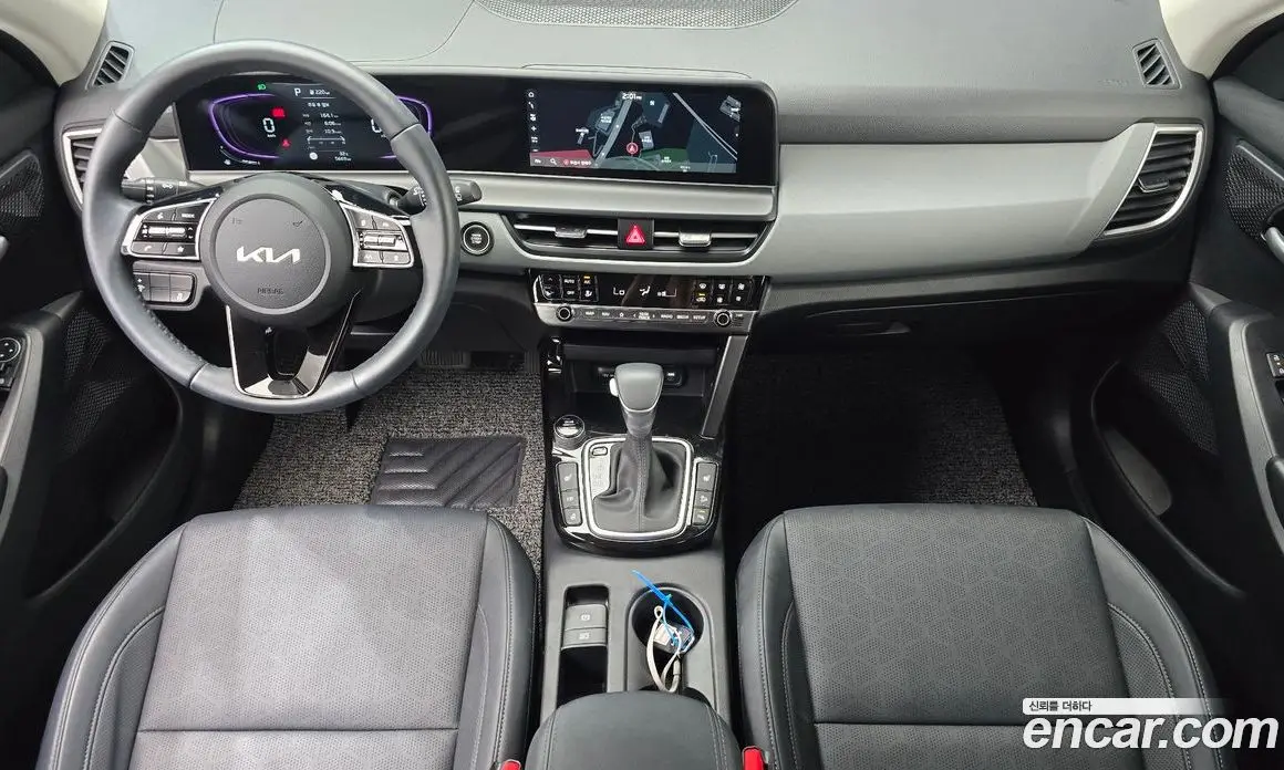Kia Seltos 2024 1.6 автомат (гидро), фото 7 Kia Seltos 2024 1.6 автомат (гидро), фото 7