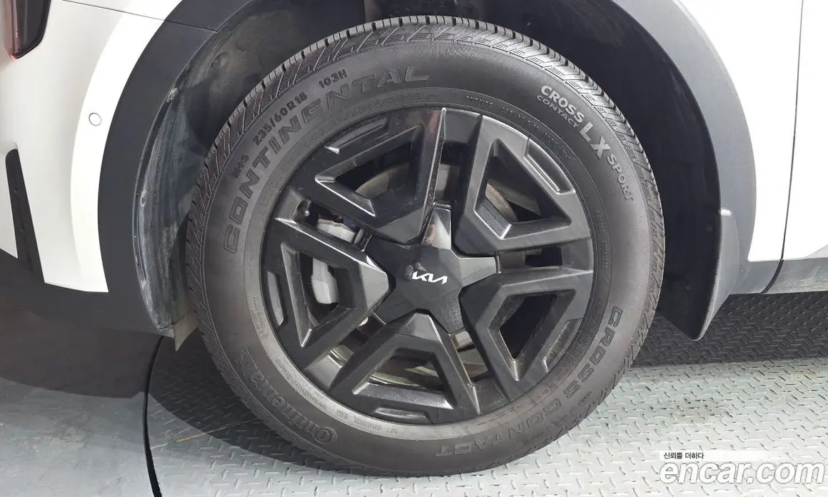 Kia Sorento 2024 1.6 автомат (гидро), фото 5 Kia Sorento 2024 1.6 автомат (гидро), фото 5