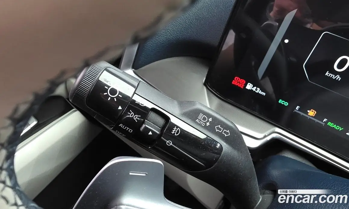 Kia Sorento 2024 1.6 автомат (гидро), фото 30 Kia Sorento 2024 1.6 автомат (гидро), фото 30