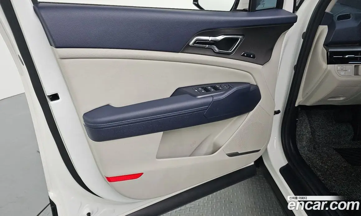 Kia Sportage 2025 1.6 автомат (гидро), фото 14 Kia Sportage 2025 1.6 автомат (гидро), фото 14