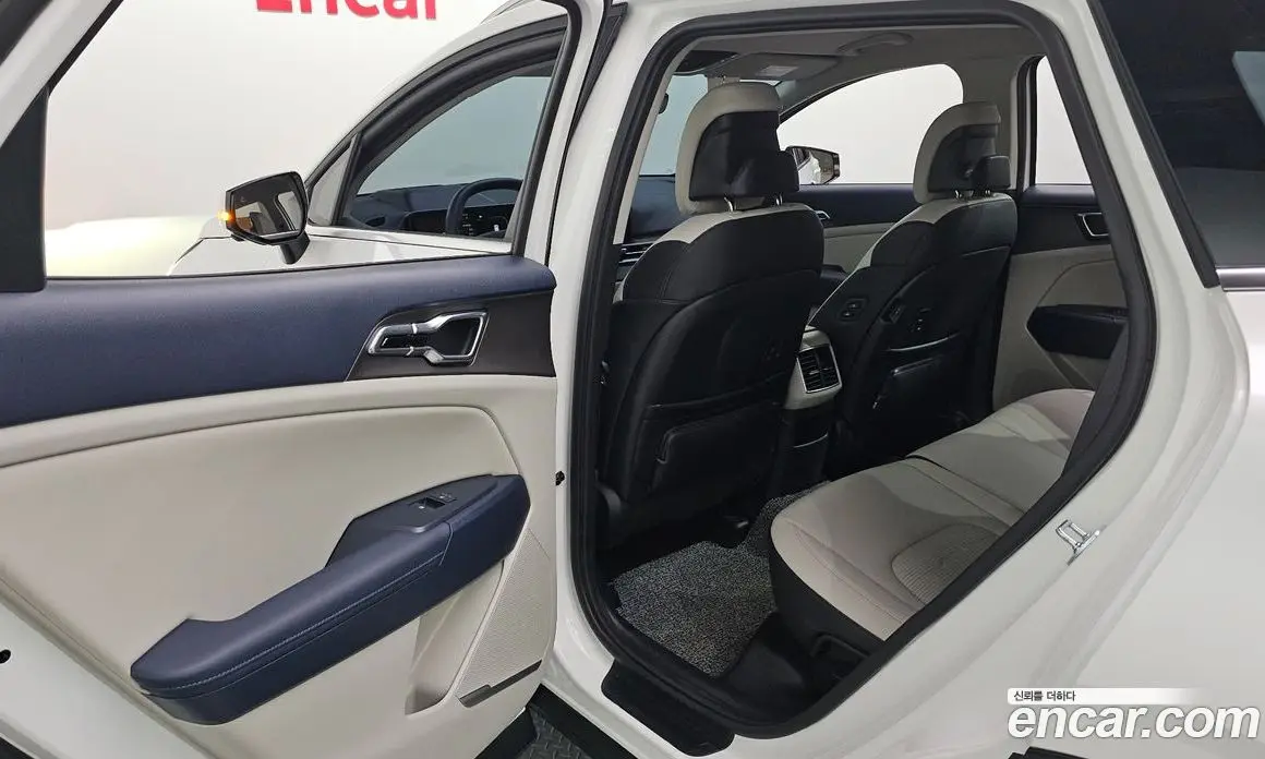 Kia Sportage 2025 1.6 автомат (гидро), фото 16 Kia Sportage 2025 1.6 автомат (гидро), фото 16