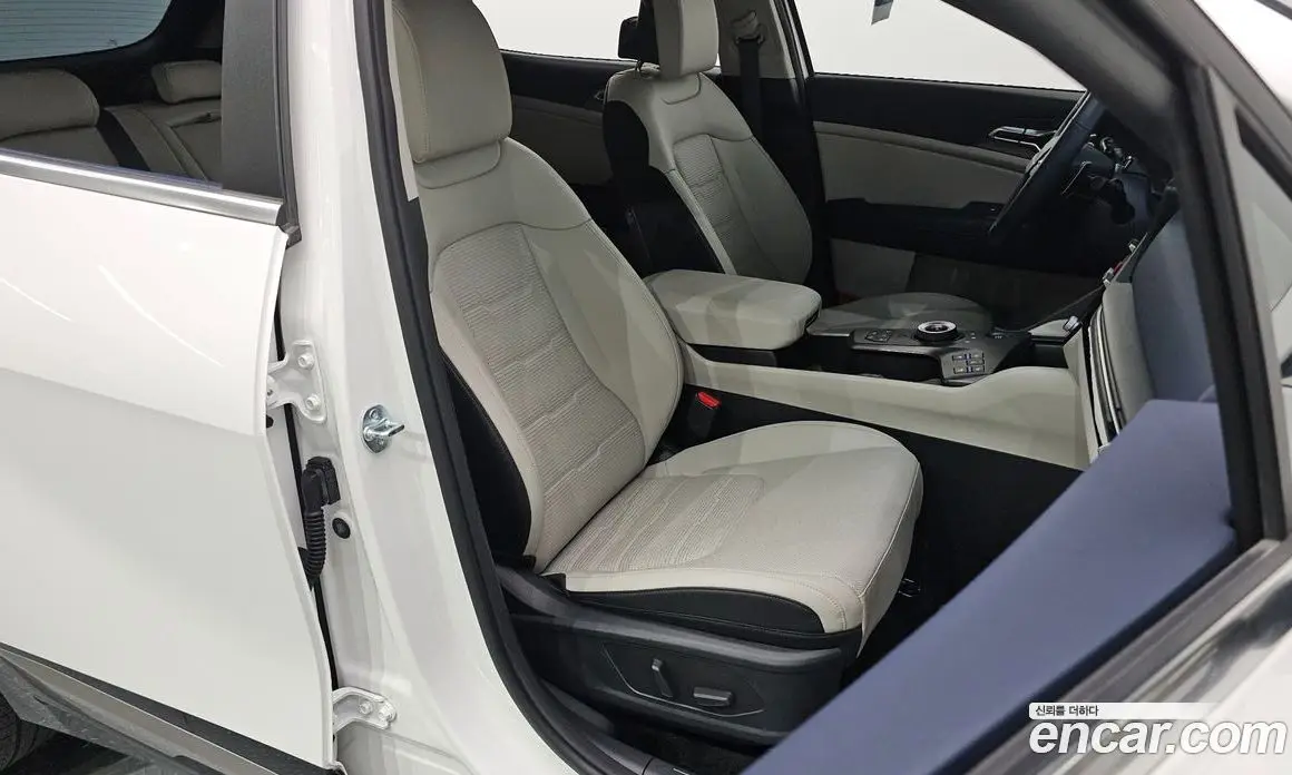 Kia Sportage 2025 1.6 автомат (гидро), фото 18 Kia Sportage 2025 1.6 автомат (гидро), фото 18