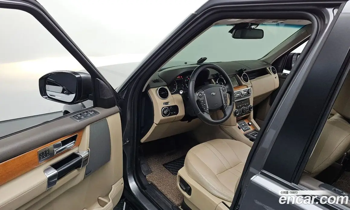 Land Rover Discovery 2014 3.0 автомат (гидро), фото 11 Land Rover Discovery 2014 3.0 автомат (гидро), фото 11