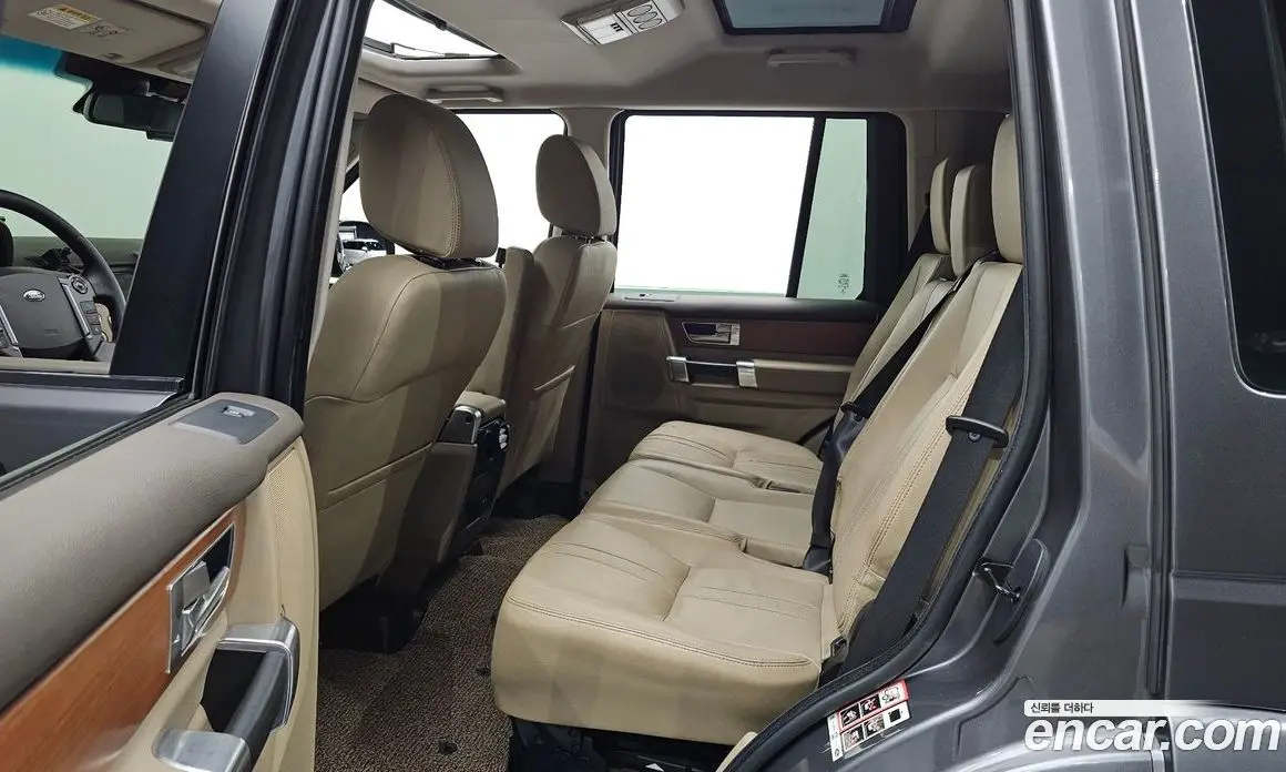 Land Rover Discovery 2014 3.0 автомат (гидро), фото 12 Land Rover Discovery 2014 3.0 автомат (гидро), фото 12