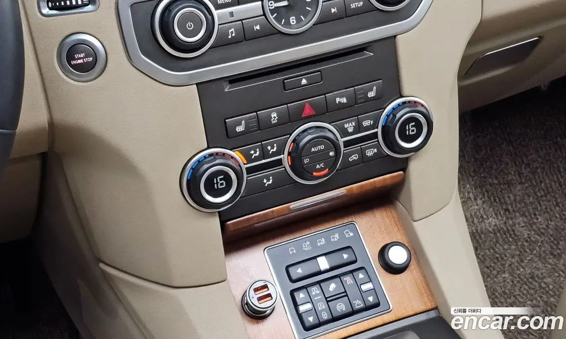 Land Rover Discovery 2014 3.0 автомат (гидро), фото 19 Land Rover Discovery 2014 3.0 автомат (гидро), фото 19