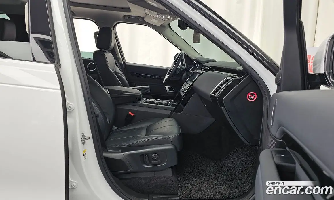 Land Rover Discovery 2019 3.0 автомат (гидро), фото 17 Land Rover Discovery 2019 3.0 автомат (гидро), фото 17