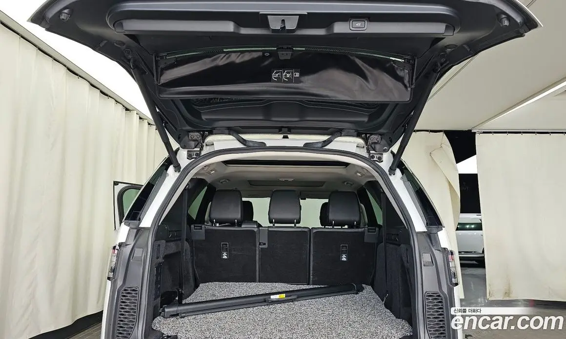 Land Rover Discovery 2019 3.0 автомат (гидро), фото 26 Land Rover Discovery 2019 3.0 автомат (гидро), фото 26