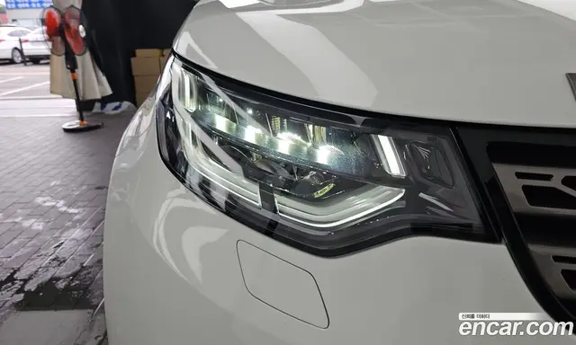 Land Rover Discovery 2019 3.0 автомат (гидро), миниатюра 8 Land Rover Discovery 2019 3.0 автомат (гидро), миниатюра 8