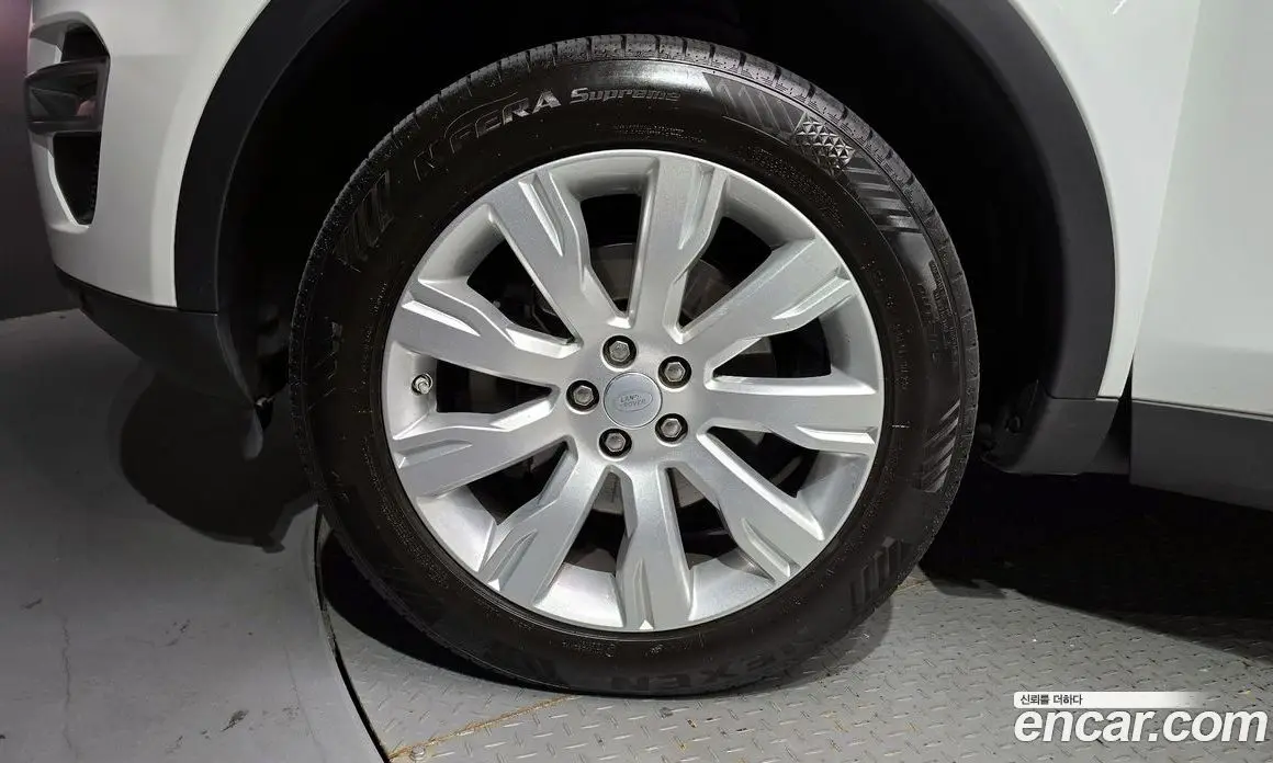 Land Rover Discovery Sport 2016 2.0 автомат (гидро), фото 5 Land Rover Discovery Sport 2016 2.0 автомат (гидро), фото 5