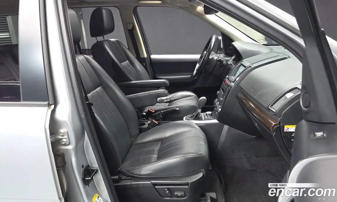 Land Rover Freelander 2012 2.2 автомат (гидро), фото 11 Land Rover Freelander 2012 2.2 автомат (гидро), фото 11