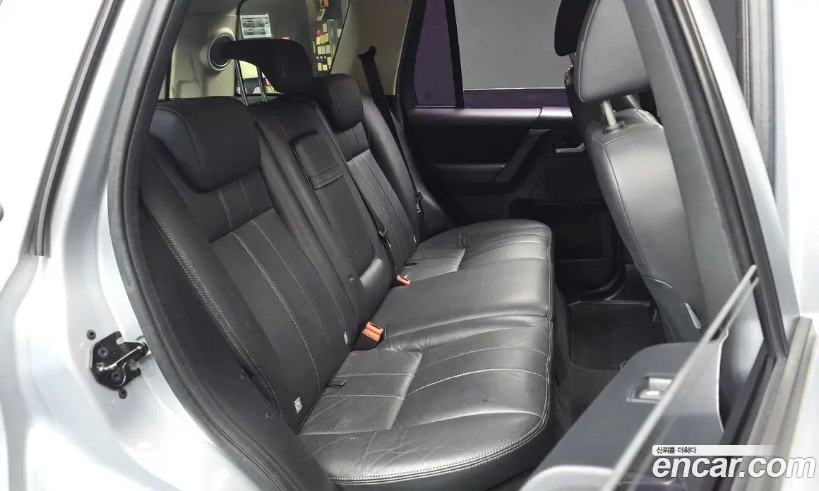 Land Rover Freelander 2012 2.2 автомат (гидро), фото 12 Land Rover Freelander 2012 2.2 автомат (гидро), фото 12