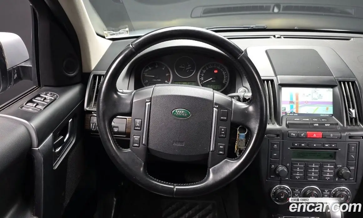 Land Rover Freelander 2012 2.2 автомат (гидро), фото 13 Land Rover Freelander 2012 2.2 автомат (гидро), фото 13